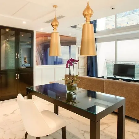 Grand Luxor All Suites Alicante