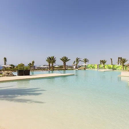 Grand Luxor All Suites Hotel