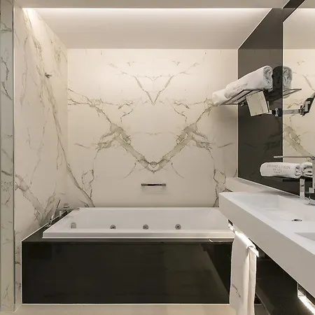 Grand Luxor All Suites 호텔 5*