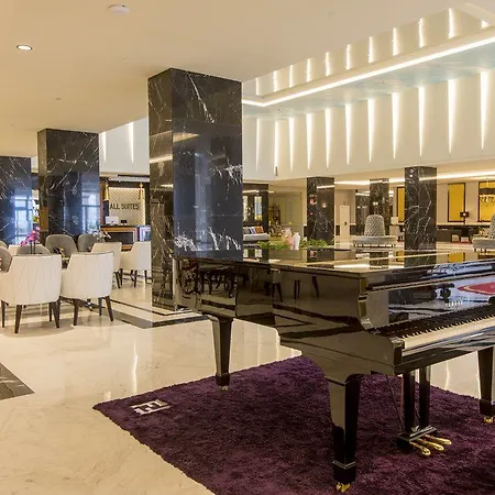 Grand Luxor All Suites